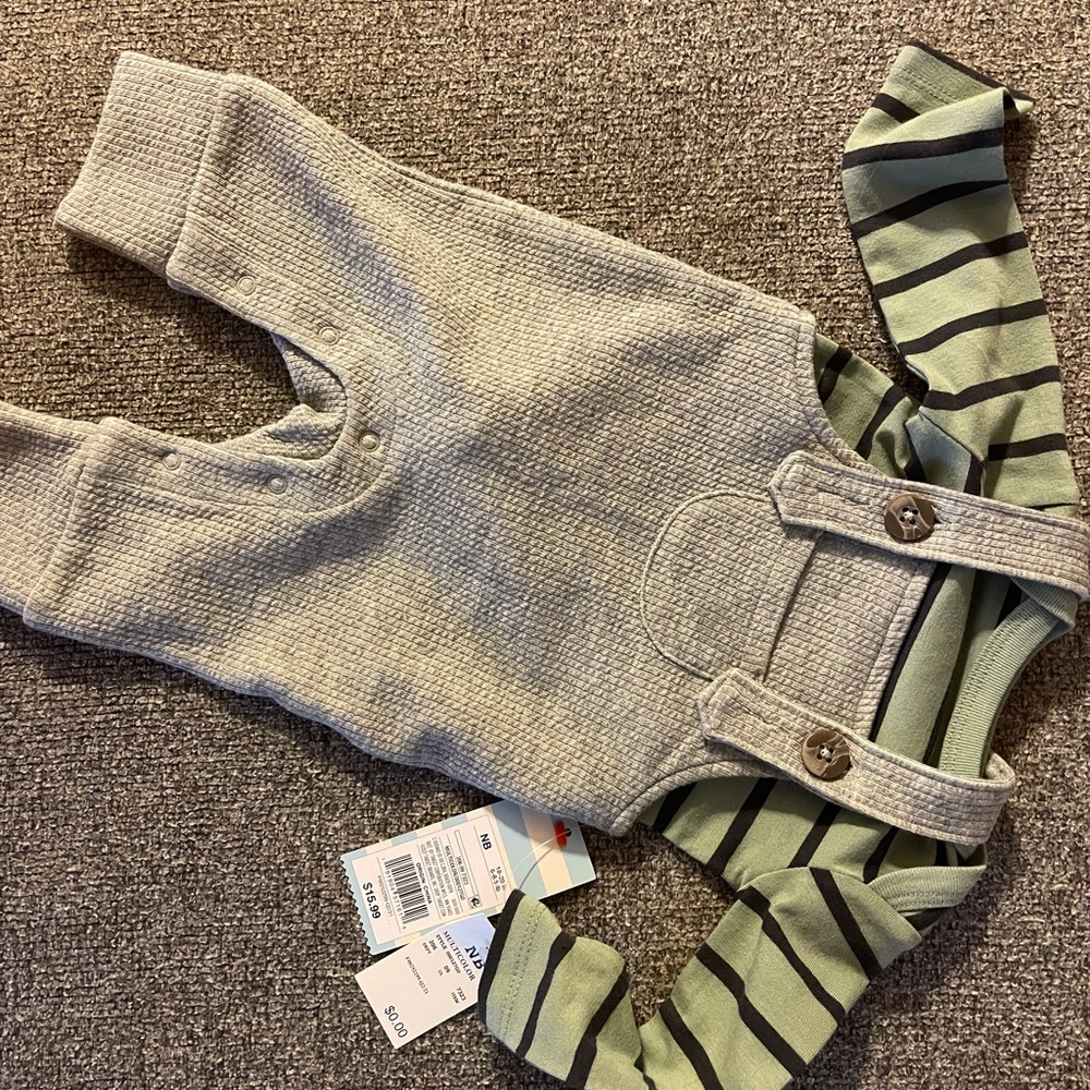 Brand new with tags cat and jack baby boy outfit